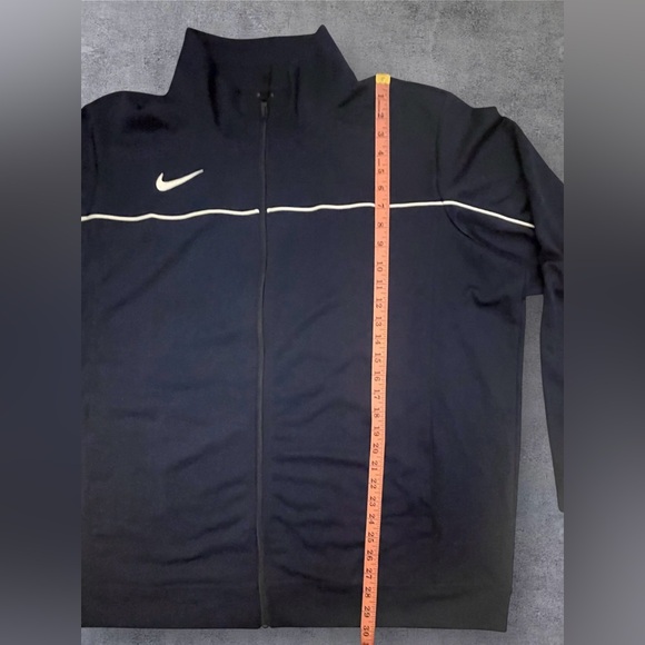 Nike Men's Navy Jacket - Picture 2 of 7